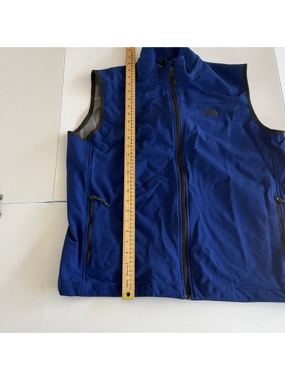 The North Face Men's Blue Solid Full Zip soft shell Vest Pockets Size XL